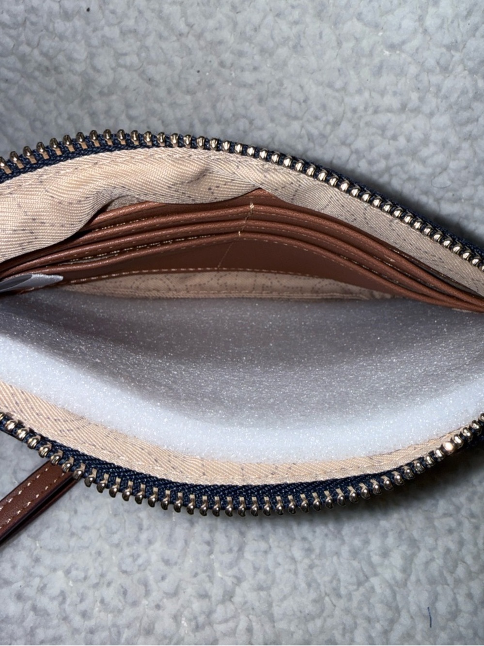 NWT True Religion Horseshoe Denim Wristlet Pouch - Picture 5 of 5